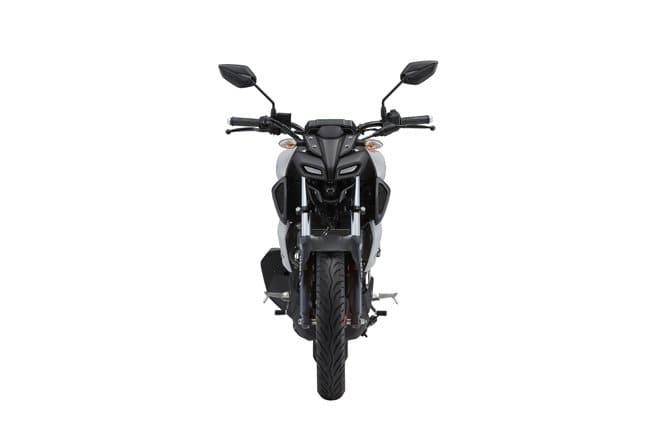 Mt 15 bs6 shop price